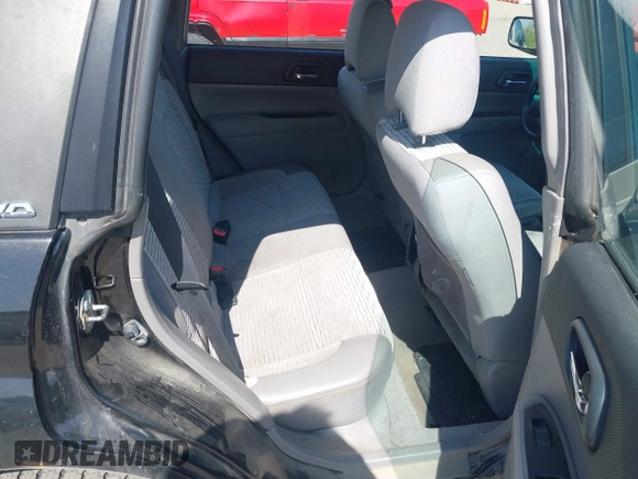 2003 Subaru Forester XS with VIN JF1SG65633H730386, listed as a IAAI auction lot 42084706 with 199,602 mi miles. Bid and sale history available at carsss.com. Image 8.