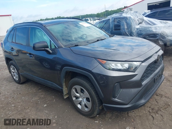 2021 Toyota RAV4 LE z VIN 2T3H1RFV5MC155993, wystawiony jako IAAI lot #42259037 z przebiegiem 79 719 mil mil oraz . Historia ofert i sprzedaży dostępna na DreamBid. Obrazek 1.
