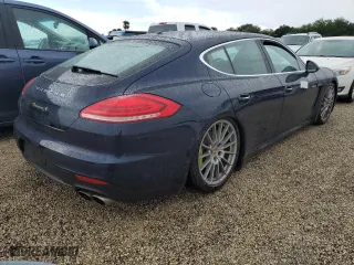 2016 Porsche Panamera S Hybrid with VIN WP0AD2A70GL040734, listed as a Copart auction lot 74399484 with 0 mi miles and Non Repairable. Bid and sale history available at carsss.com. Image 3.