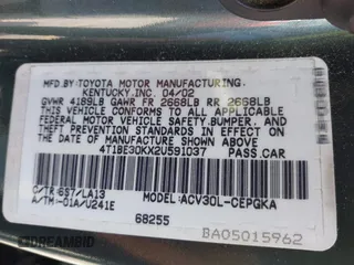 2002 Toyota Camry LE z VIN 4T1BE30KX2U591037, wystawiony jako IAAI lot #42077641 z przebiegiem 86 569 mil mil oraz . Historia ofert i sprzedaży dostępna na DreamBid. Obrazek 9.
