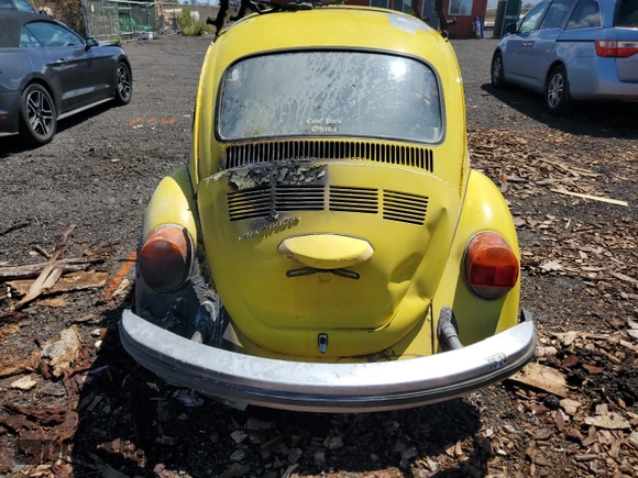 1974 Volkswagen Beetle with VIN 1342675695, listed as a Copart auction lot 71269974 with 18,636 mi miles and Salvage Title. Bid and sale history available at DreamBid. Image 6.