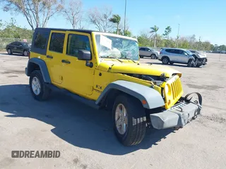 2008 Jeep Wrangler Unlimited X with VIN 1J4GA39178L647587, listed as a IAAI auction lot 41468034 with 94,786 mi miles. Bid and sale history available at carsss.com. Image 1.