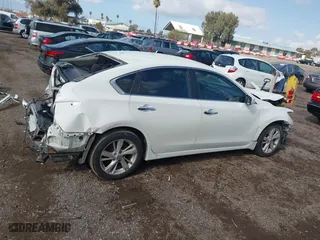 2013 Nissan Altima 2.5 SL with VIN 1N4AL3AP7DN474731, listed as a IAAI auction lot 41439282 with 180,718 mi miles. Bid and sale history available at carsss.com. Image 14.