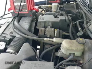 2001 Chevrolet S-10 с VIN 1GCCS14501K133866, выставлен на аукционе IAAI как лот 42348849 с пробегом 242 989 миль миль и . История ставок и продаж доступна на DreamBid. Изображение 14.