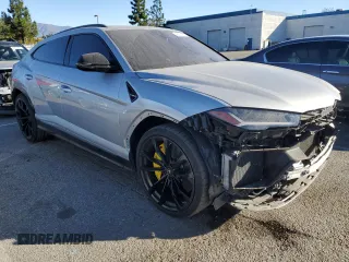 2020 Lamborghini Urus z VIN ZPBUA1ZL6LLA08780, wystawiony jako Copart lot #42331455 z przebiegiem 37 749 mil mil oraz Szkoda całkowita • Salvage title. Historia ofert i sprzedaży dostępna na DreamBid. Obrazek 4.