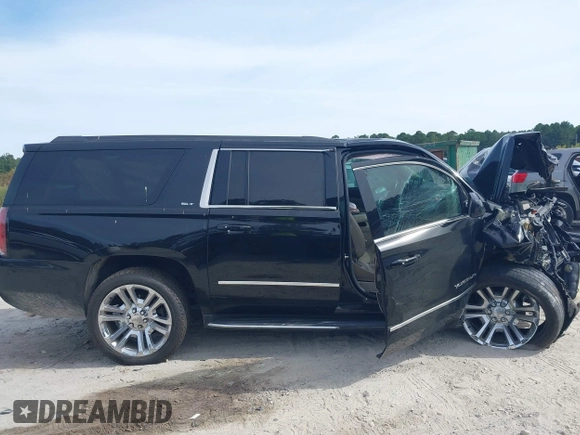 2019 GMC Yukon XL SLT with VIN 1GKS2GKCXKR359166, listed as a IAAI auction lot 40546837 with Not provided miles and . Bid and sale history available at DreamBid. Image 13.