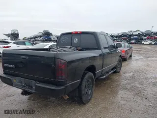 2002 Dodge Ram 1500 with VIN 1D7HA18Z62J152442, listed as a IAAI auction lot 40652192 with 246,731 mi miles. Bid and sale history available at carsss.com. Image 4.