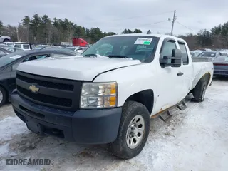 2009 Chevrolet Silverado 1500 LT w/1LT with VIN 1GCEK19J89E144154, listed as a IAAI auction lot 41588831 with 228,237 mi miles. Bid and sale history available at carsss.com. Image 17.