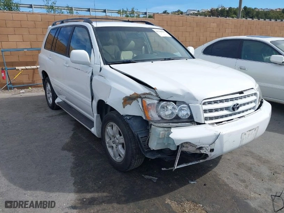 2002 Toyota Highlander with VIN JTEGF21A620068172, listed as a IAAI auction lot 41798425 with 168,647 mi miles. Bid and sale history available at carsss.com. Image 1.