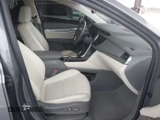 2020 Cadillac XT5 Premium Luxury FWD with VIN 1GYKNCRS4LZ152261, listed as a IAAI auction lot 41300929 with 53,709 mi miles. Bid and sale history available at carsss.com. Image 5.