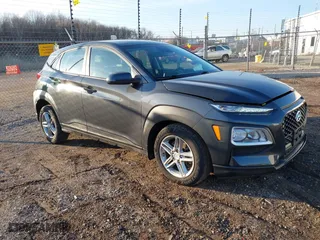 2020 Hyundai Kona SE with VIN KM8K1CAA8LU460255, listed as a IAAI auction lot 41756312 with 67,933 mi miles. Bid and sale history available at carsss.com. Image 1.
