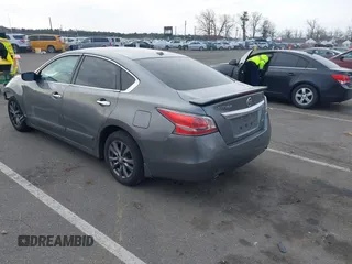 2015 Nissan Altima 2.5 SV with VIN 1N4AL3AP3FC456354, listed as a IAAI auction lot 41679666 with 109,360 mi miles. Bid and sale history available at carsss.com. Image 3.