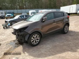 2015 Kia Sportage LX with VIN KNDPB3AC2F7727708, listed as a Copart auction lot 50307865 with 181,113 mi miles and Salvage Title. Bid and sale history available at carsss.com. Image 1.
