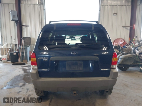 2002 Ford Escape XLT with VIN 1FMCU031X2KA37050, listed as a IAAI auction lot 42024674 with 199,249 mi miles and . Bid and sale history available at DreamBid. Image 16.
