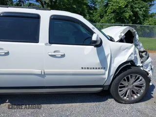 2007 Chevrolet Suburban LTZ with VIN 1GNFK16367J193729, listed as a IAAI auction lot 42621298 with 262,721 mi miles and . Bid and sale history available at DreamBid. Image 15.