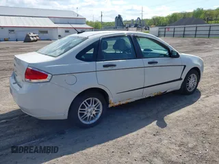 2009 Ford Focus SE with VIN 1FAHP35N19W113864, listed as a IAAI auction lot 42196830 with 192,998 mi miles and . Bid and sale history available at carsss.com. Image 4.