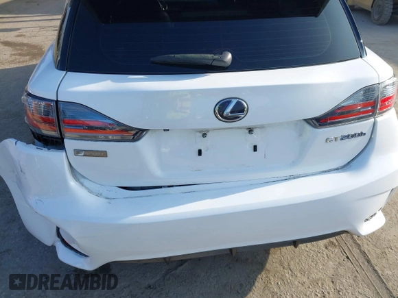 2016 Lexus CT 200h z VIN JTHKD5BH6G2261787, wystawiony jako IAAI lot #42667277 z przebiegiem 152 082 mil mil oraz . Historia ofert i sprzedaży dostępna na DreamBid. Obrazek 17.