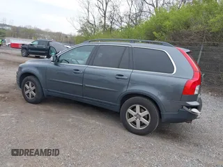 2007 Volvo XC90 I6 with VIN YV4CZ982X71391222, listed as a IAAI auction lot 41998088 with 200,435 mi miles. Bid and sale history available at carsss.com. Image 3.