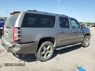 2008 Chevrolet Suburban LTZ with VIN 3GNFC16J28G181446, listed as a Copart auction lot 72350674 with 372,561 mi miles and Salvage Title. Bid and sale history available at carsss.com. Image 3.