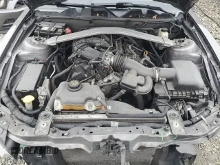 2014 Ford Mustang V6 with VIN 1ZVBP8EM5E5300459, listed as a Copart auction lot 85114284 with 132,059 mi miles and Salvage Title. Bid and sale history available at carsss.com. Image 11.