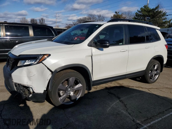 2021 Honda Passport Touring with VIN 5FNYF8H91MB027654, listed as a Copart auction lot 87270244 with 10,481 mi miles and Salvage Title. Bid and sale history available at carsss.com. Image 1.