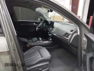 2023 Audi Q5 S line Prestige with VIN WA1FAAFY5P2032400, listed as a IAAI auction lot 41830172 with 24,060 mi miles. Bid and sale history available at carsss.com. Image 5.