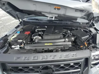 2024 Nissan Frontier PRO-4X with VIN 1N6ED1EK8RN659581, listed as a Copart auction lot 44911715 with 6,215 mi miles and Salvage Title. Bid and sale history available at carsss.com. Image 11.