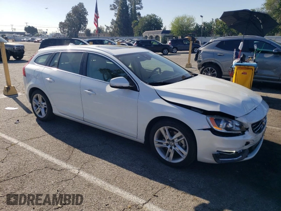2015 Volvo V60 T5 Drive-E Premier with VIN YV140MEK2F1262277, listed as a Copart auction lot 50381264 with 70,263 mi miles. Bid and sale history available at carsss.com. Image 4.