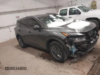 2022 Nissan Rogue S z VIN 5N1BT3AB4NC671223, wystawiony jako IAAI lot #41564407 z przebiegiem 46 344 mil mil oraz . Historia ofert i sprzedaży dostępna na DreamBid. Obrazek 1.