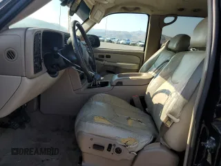 2003 Chevrolet Suburban Z71 with VIN 3GNFK16Z83G180173, listed as a Copart auction lot 70469314 with 189,409 mi miles and Salvage Title. Bid and sale history available at carsss.com. Image 7.