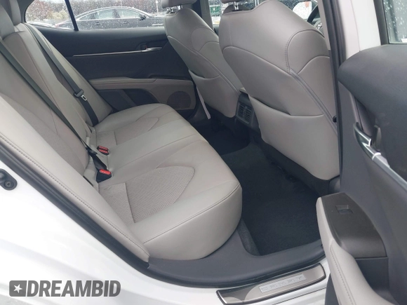 2022 Toyota Camry XSE z VIN 4T1K61AK2NU702362, wystawiony jako IAAI lot #41963393 z przebiegiem 13 541 mil mil oraz . Historia ofert i sprzedaży dostępna na DreamBid. Obrazek 8.