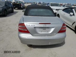 2005 Mercedes-Benz CLK-Class 3.2L with VIN WDBTK65J55F129432, listed as a Copart auction lot 74491374 with 0 mi miles and Non Repairable. Bid and sale history available at carsss.com. Image 6.