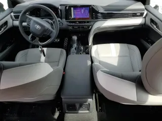2025 Toyota Camry LE with VIN 4T1DAACK5SU087483, listed as a Copart auction lot 47599325 with 5,780 mi miles and Salvage Title. Bid and sale history available at carsss.com. Image 8.