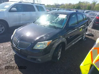 2007 Pontiac Vibe with VIN 5Y2SL65867Z405643, listed as a IAAI auction lot 42049184 with 297,523 mi miles. Bid and sale history available at carsss.com. Image 2.