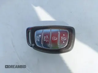 2019 Hyundai Tucson Value with VIN KM8J3CA46KU962082, listed as a IAAI auction lot 42160288 with 92,887 mi miles and . Bid and sale history available at DreamBid. Image 11.