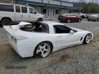 1998 Chevrolet Corvette with VIN 1G1YY22G9W5122927, listed as a Copart auction lot 44225405 with 151,319 mi miles and Salvage Title. Bid and sale history available at carsss.com. Image 3.