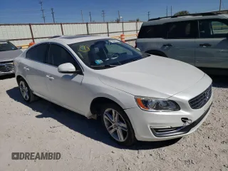2015 Volvo S60 T5 Drive-E Premier with VIN YV140MFB1F1301441, listed as a Copart auction lot 73008233 with 135,919 mi miles. Bid and sale history available at carsss.com. Image 4.
