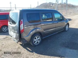 2018 Ford Transit Connect XLT z VIN NM0GE9F79J1360871, wystawiony jako IAAI lot #41832433 z przebiegiem 274 543 mil mil oraz . Historia ofert i sprzedaży dostępna na DreamBid. Obrazek 4.