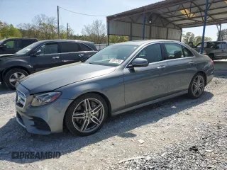 2018 Mercedes-Benz E 300 z VIN WDDZF4JB7JA336307, wystawiony jako Copart lot #50811295 z przebiegiem 59 105 mil mil oraz Szkoda całkowita • Salvage title. Historia ofert i sprzedaży dostępna na DreamBid. Obrazek 1.