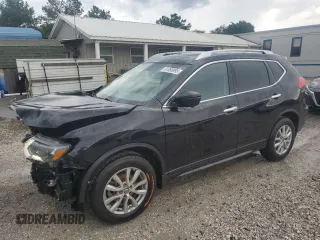 2017 Nissan Rogue SV z VIN KNMAT2MT4HP610630, wystawiony jako Copart lot #61088995 z przebiegiem 83 885 mil mil oraz Szkoda całkowita • Salvage title. Historia ofert i sprzedaży dostępna na DreamBid. Obrazek 1.