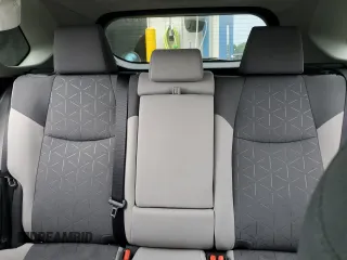 2022 Toyota RAV4 Hybrid XLE z VIN 4T3RWRFVXNU050291, wystawiony jako Copart lot #59721295 z przebiegiem 83 752 mil mil oraz Szkoda całkowita • Salvage title. Historia ofert i sprzedaży dostępna na DreamBid. Obrazek 10.
