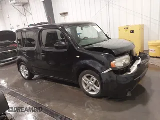 2010 Nissan Cube S z VIN JN8AZ2KR7AT165551, wystawiony jako IAAI lot #41944927 z przebiegiem 261 976 mil mil oraz . Historia ofert i sprzedaży dostępna na DreamBid. Obrazek 1.