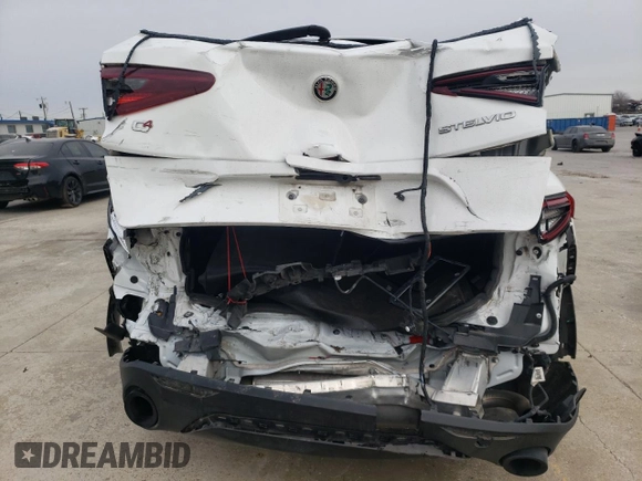 2022 Alfa Romeo Stelvio Sprint z VIN ZASPAKAN6N7D31060, wystawiony jako Copart lot #89409815 z przebiegiem Nie podano mil oraz Szkody całkowita. Historia ofert i sprzedaży dostępna na DreamBid. Obrazek 6.