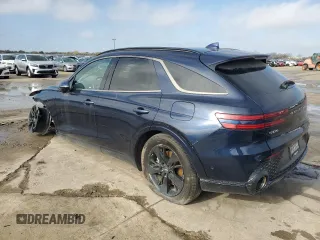 2022 Genesis GV70 Sport with VIN KMUMCDTCXNU044624, listed as a Copart auction lot 82372214 with 25,870 mi miles and Clean title. Bid and sale history available at DreamBid. Image 2.