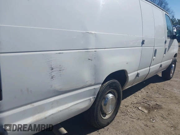 2006 Ford Econoline Cargo Recreational with VIN 1FTSS34P16HA49083, listed as a IAAI auction lot 41502441 with 347,818 mi miles and . Bid and sale history available at carsss.com. Image 6.