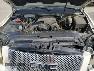 2012 GMC Yukon Denali with VIN 1GKS2EEF0CR181781, listed as a Copart auction lot 46370395 with 177,592 mi miles and Salvage Title. Bid and sale history available at carsss.com. Image 12.