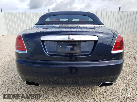 2019 Rolls-Royce Dawn z VIN SCA666D5XKU115869, wystawiony jako Copart lot #71414924 z przebiegiem 35 952 mil mil oraz Szkody całkowita. Historia ofert i sprzedaży dostępna na DreamBid. Obrazek 6.