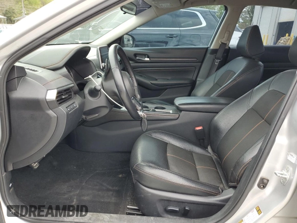 2019 Nissan Altima SR with VIN 1N4BL4CV1KC259036, listed as a Copart auction lot 50572145 with 113,330 mi miles and Salvage Title. Bid and sale history available at DreamBid. Image 7.