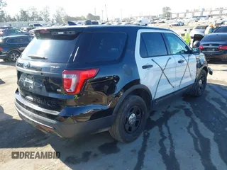 2017 Ford Police Interceptor Utility с VIN 1FM5K8ARXHGC34771, выставлен на аукционе IAAI как лот 42629582 с пробегом Не указан миль и . История ставок и продаж доступна на DreamBid. Изображение 4.