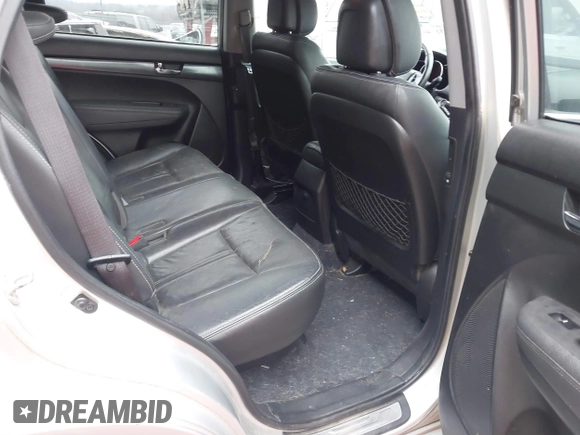 2011 Kia Sorento SX with VIN 5XYKW4A26BG098494, listed as a IAAI auction lot 41246531 with 200,901 mi miles. Bid and sale history available at carsss.com. Image 8.